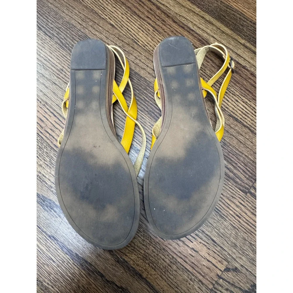 Blowfish Malibu Womens Yellow Strappy Thong Sandals Buckle Ankle Strap 9.5